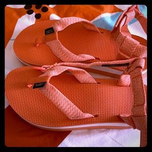 Teva Ankle Strap Rubber Flipflops